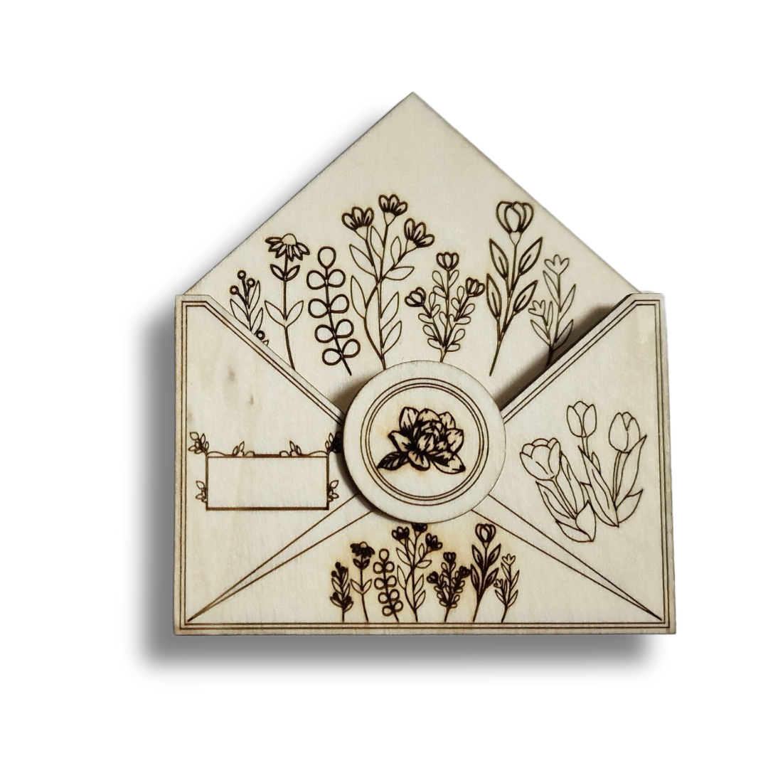 Baza blank din lemn în formă plic cu model floral