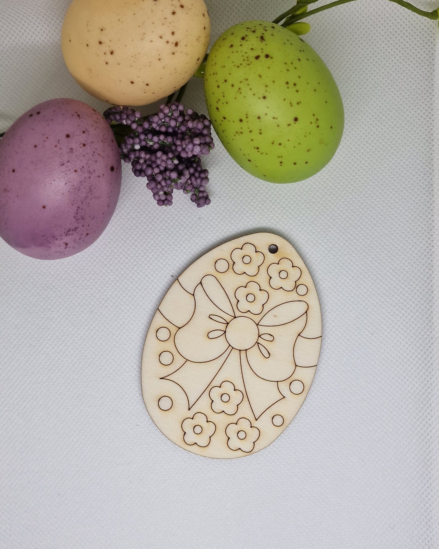 blank lemn ou de paste cu funda si floricele