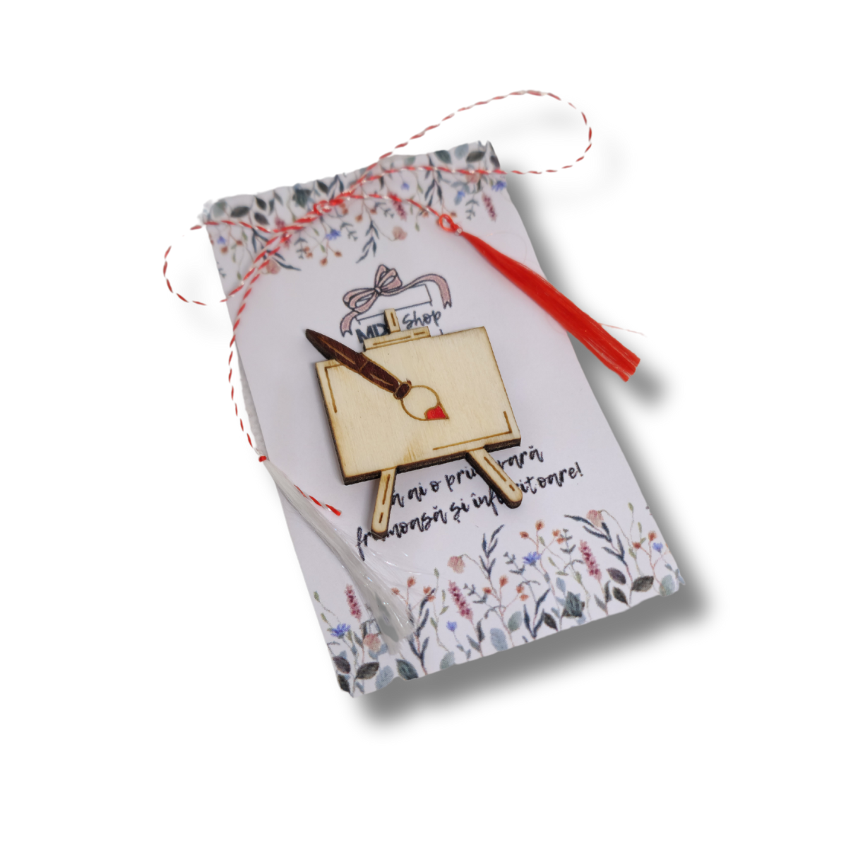 broșă din lemn in forma de șevalet pentru mărțișor