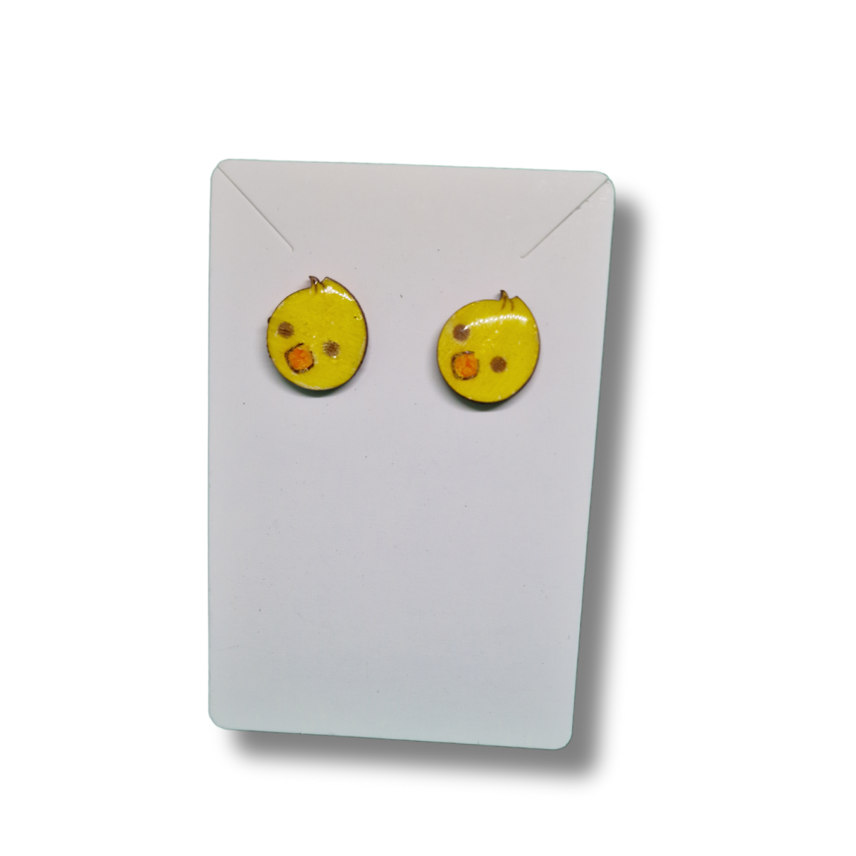 cercei din lemn și rășină UV in forma de cap de pui de găină