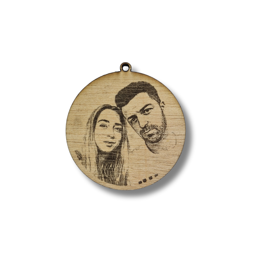 Glob de Crăciun din lemn Personalizat cu Fotografie Gravata
