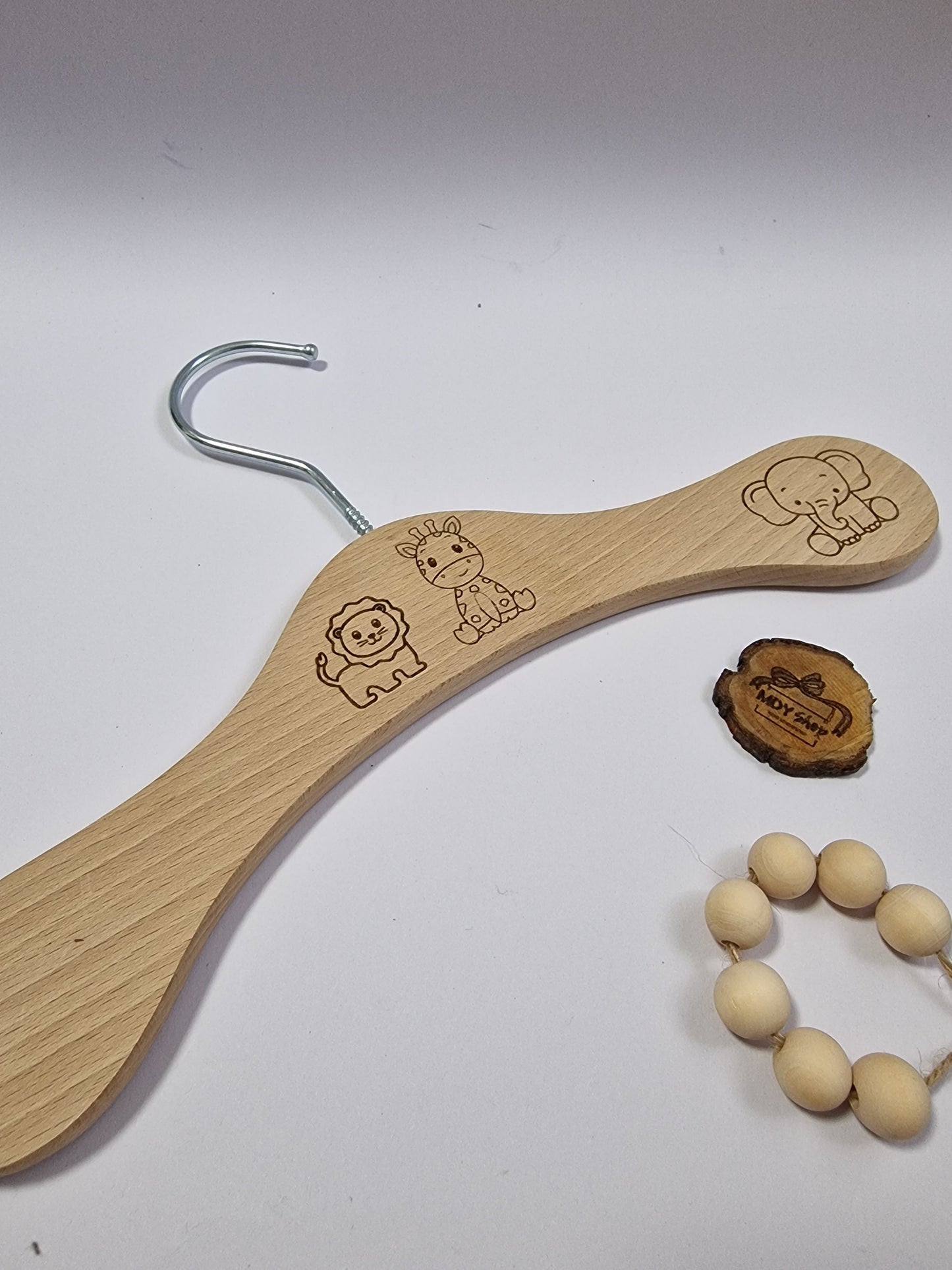 Umeraș pentru copii personalizabil din lemn cu animale din junglă - MDY Shop