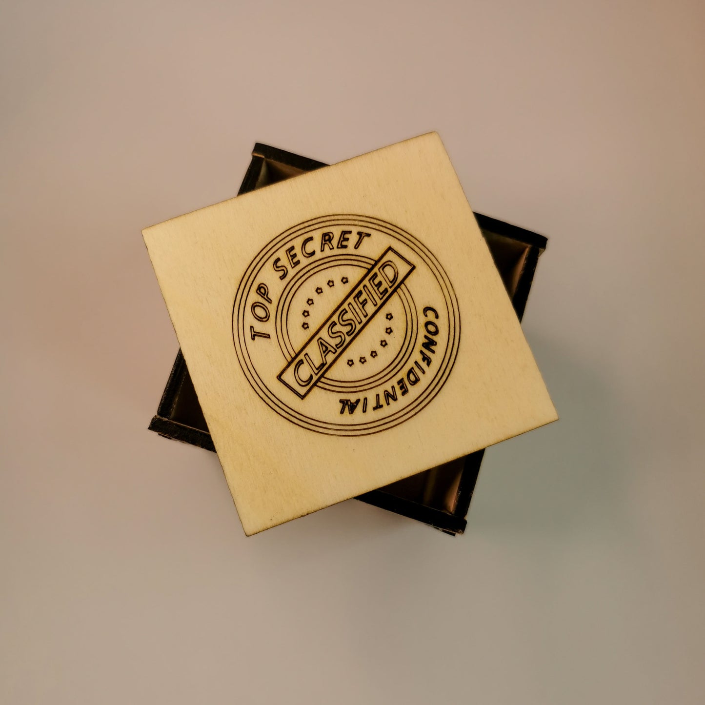 Cutie din lemn personalizata "Classified"/"Top Secret" - MDY Shop