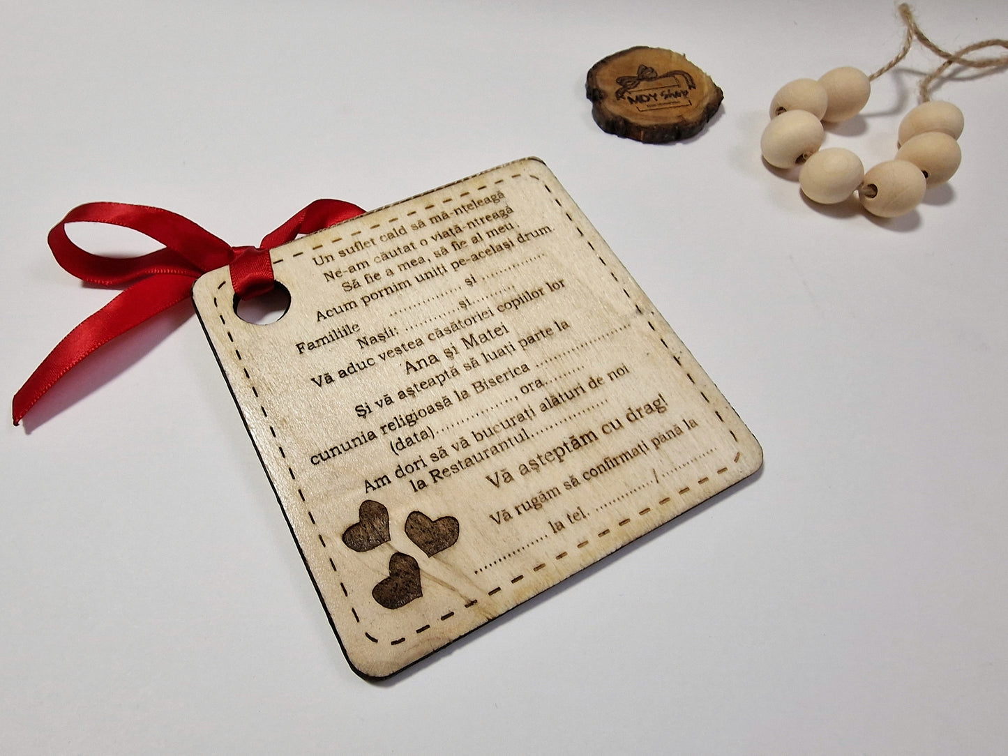 Invitație nuntă față-verso din lemn, gravată cu fundă - MDY Shop