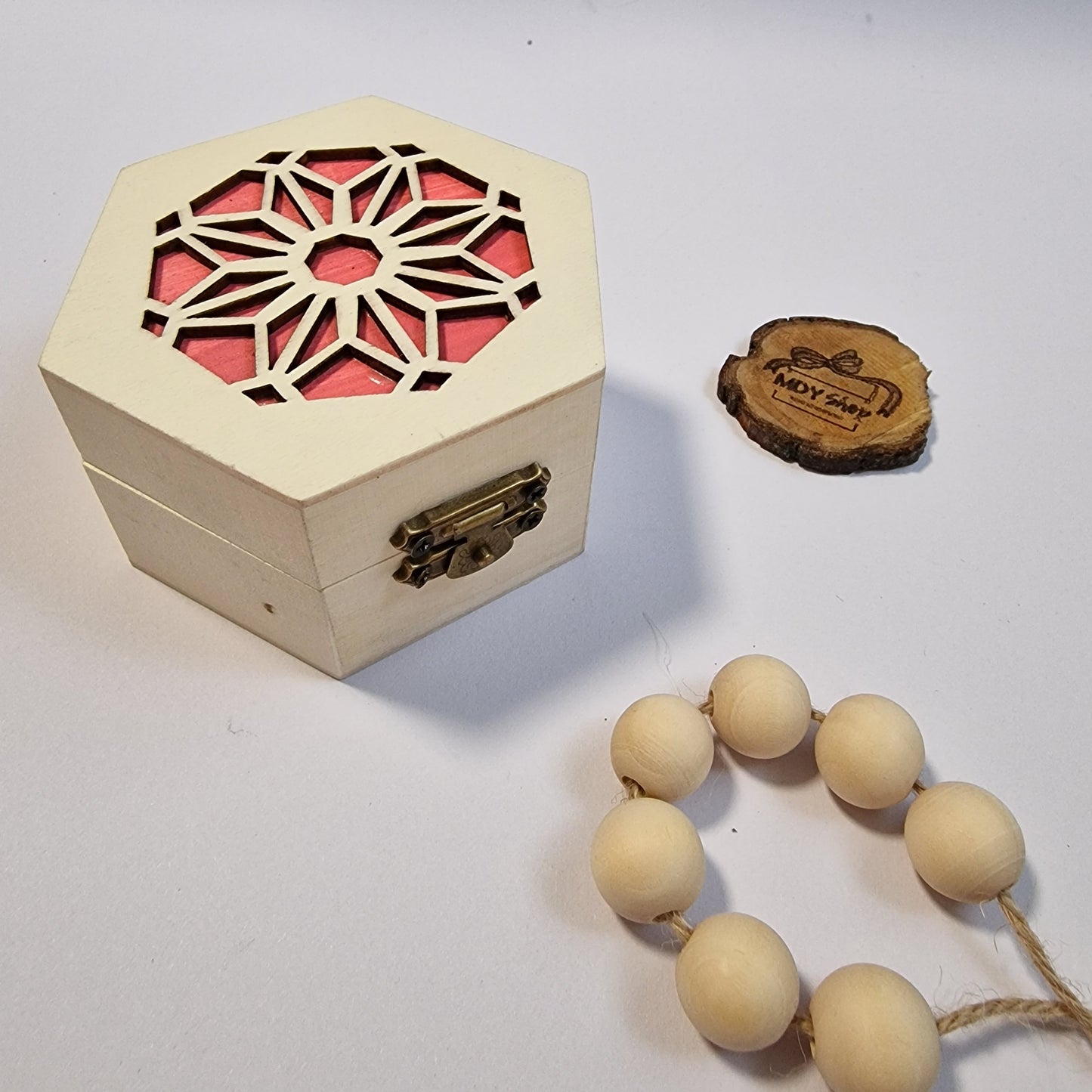 Cutie hexagonală din lemn pentru Bijuterii, Verighete sau Cristale - mov - MDY Shop