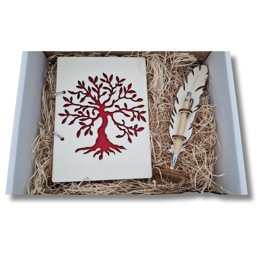 Set cadou din lemn – „Copacul vieții” cu pix din bambus și suport în formă de pană