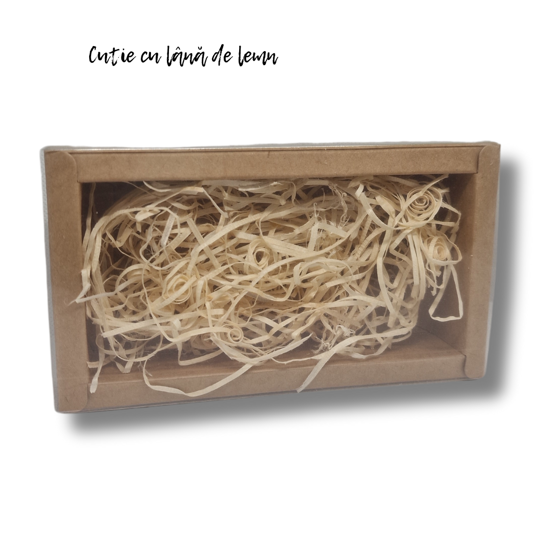 ambalaj cutie cu lana din lemn