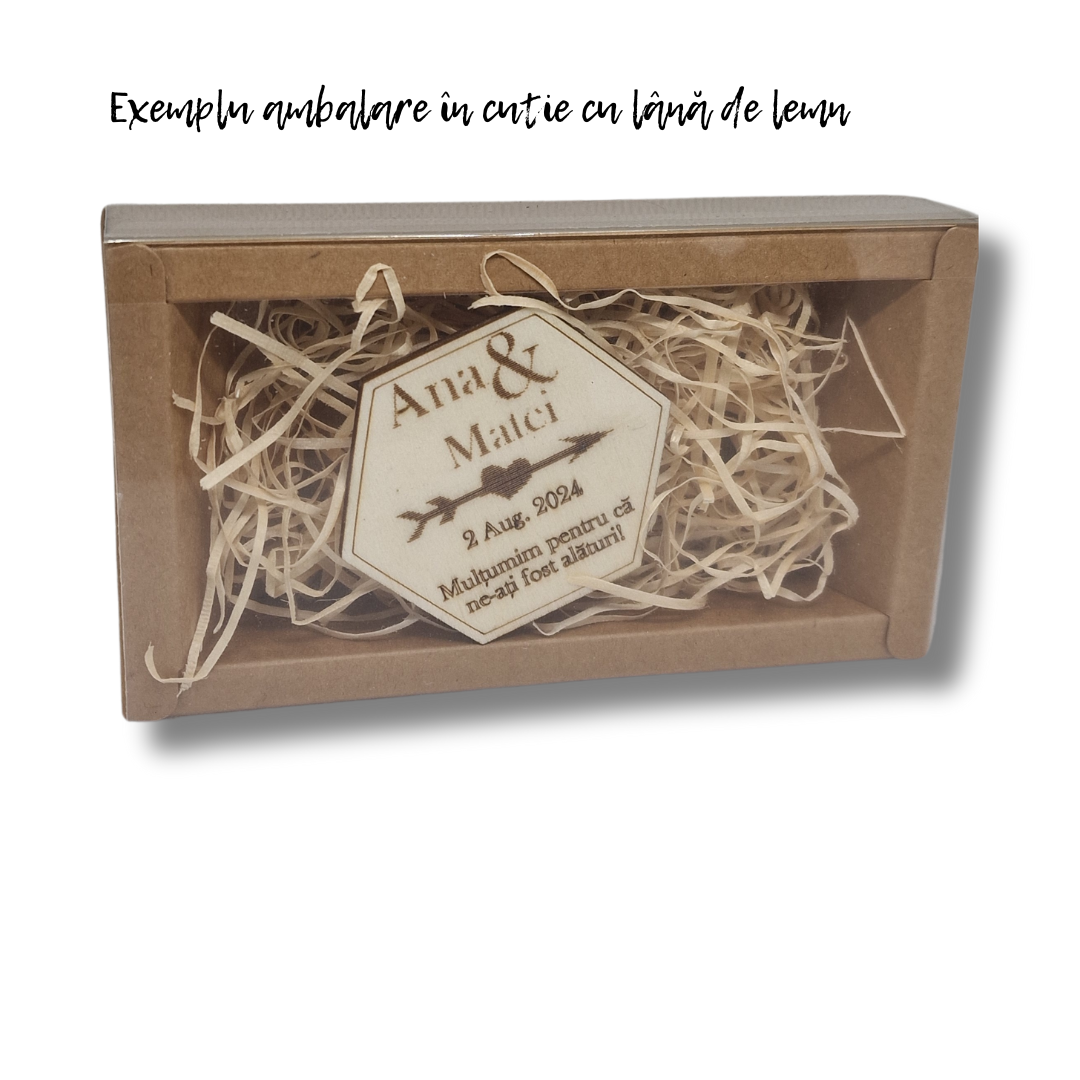 ambalare in cutie cu lana de lemn  pentru mărturie de nunta