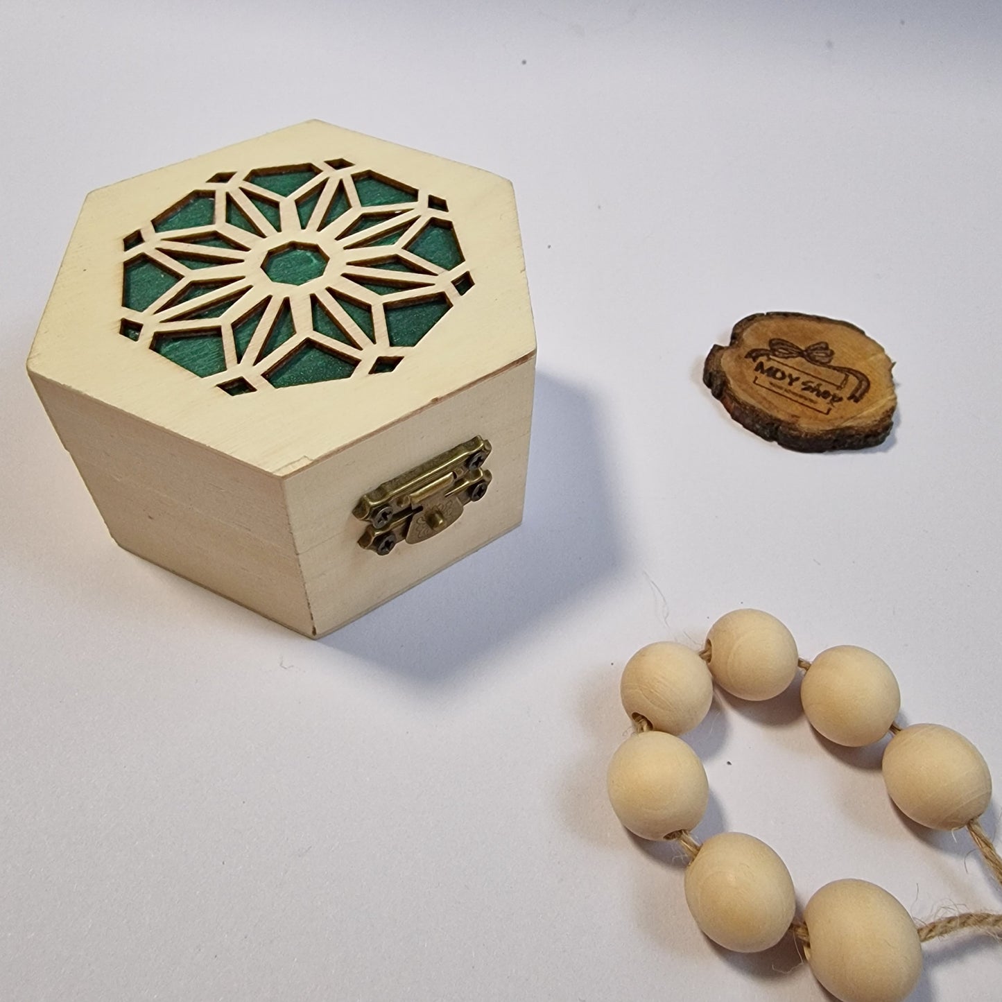 Cutie hexagonală din lemn pentru Bijuterii, Verighete sau Cristale - verde