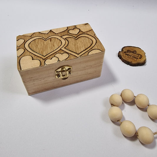Cutie dreptunghiulară din lemn pentru Bijuterii, Verighete sau Cristale cu Intarsii - Model 2