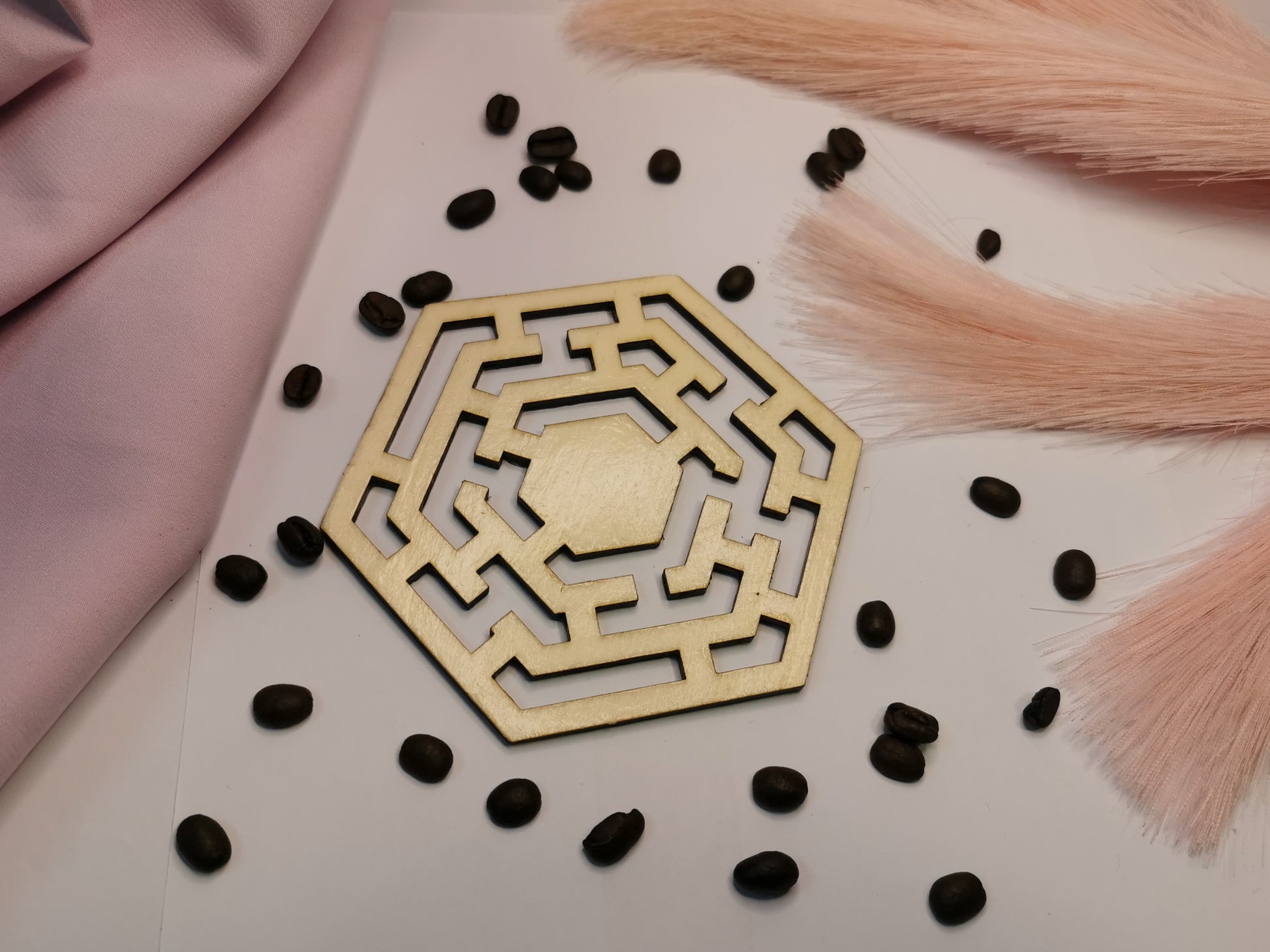 Suport hexagonal pentru cană/pahar